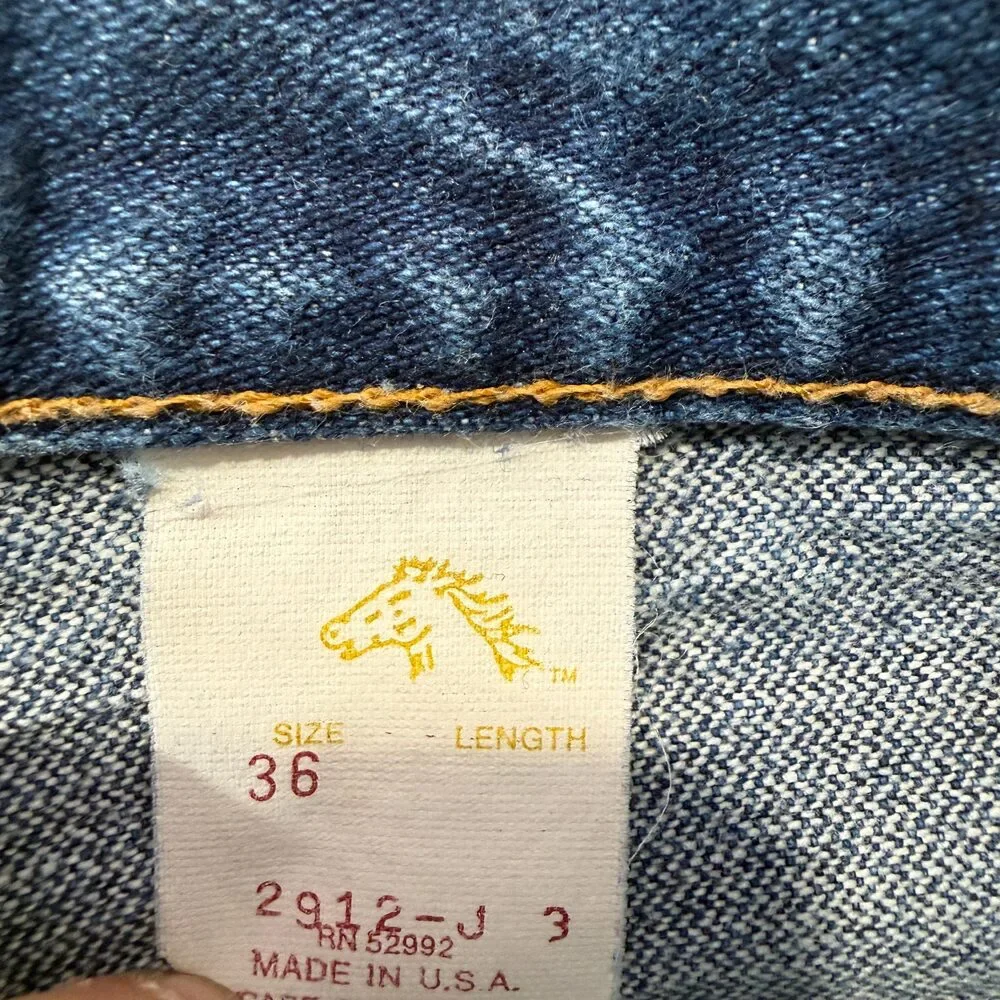 Vintage Jordache Men's Blue Denim Jeans Pockets Zip-Fly Logo Made in USA Size 36